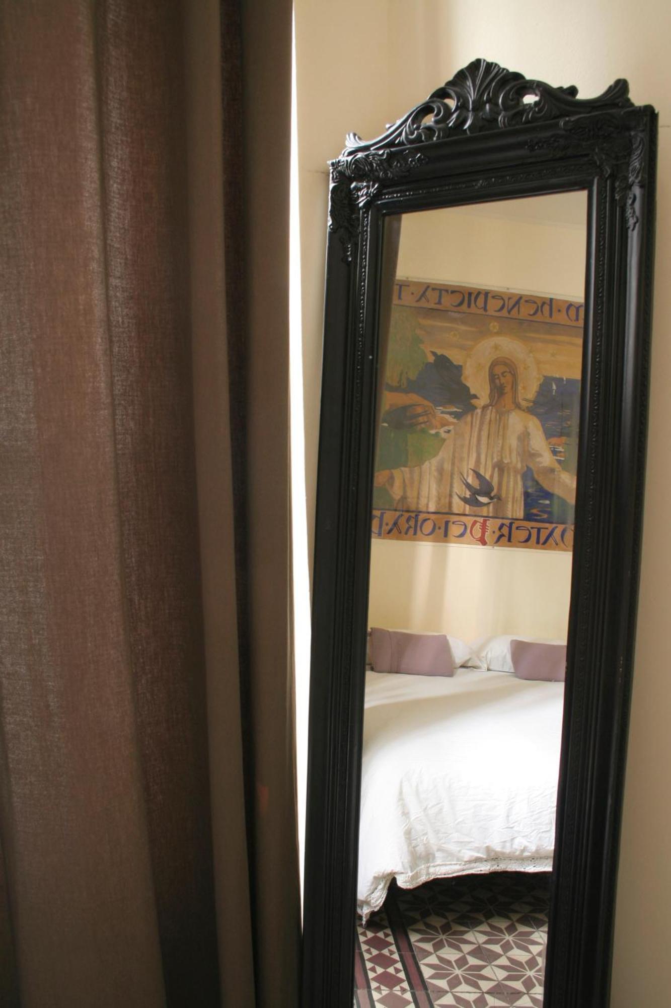 Bed & Breakfast Bells Oficis Girona Ngoại thất bức ảnh
